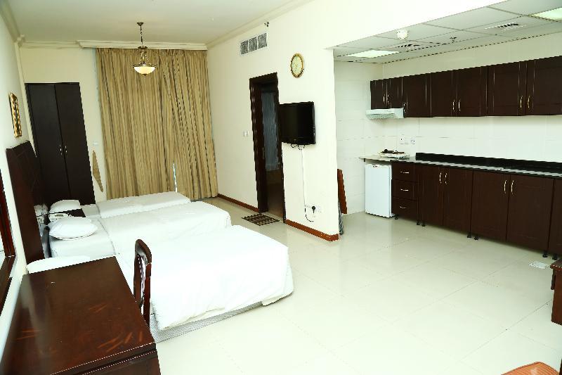Golden Square Hotel Apartments Dubai Ngoại thất bức ảnh