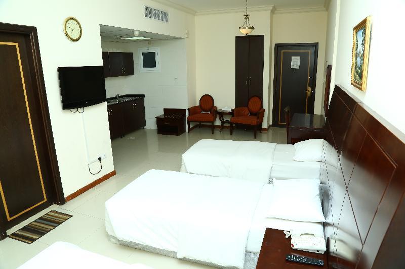 Golden Square Hotel Apartments Dubai Ngoại thất bức ảnh
