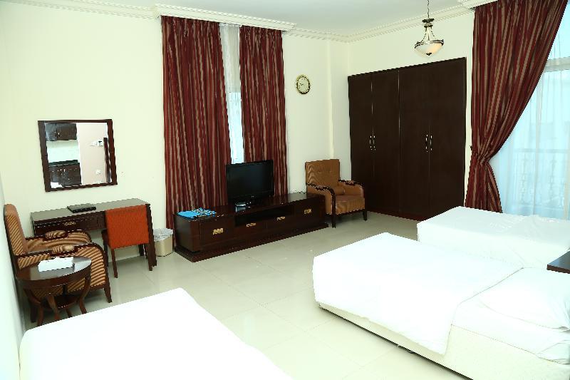 Golden Square Hotel Apartments Dubai Ngoại thất bức ảnh