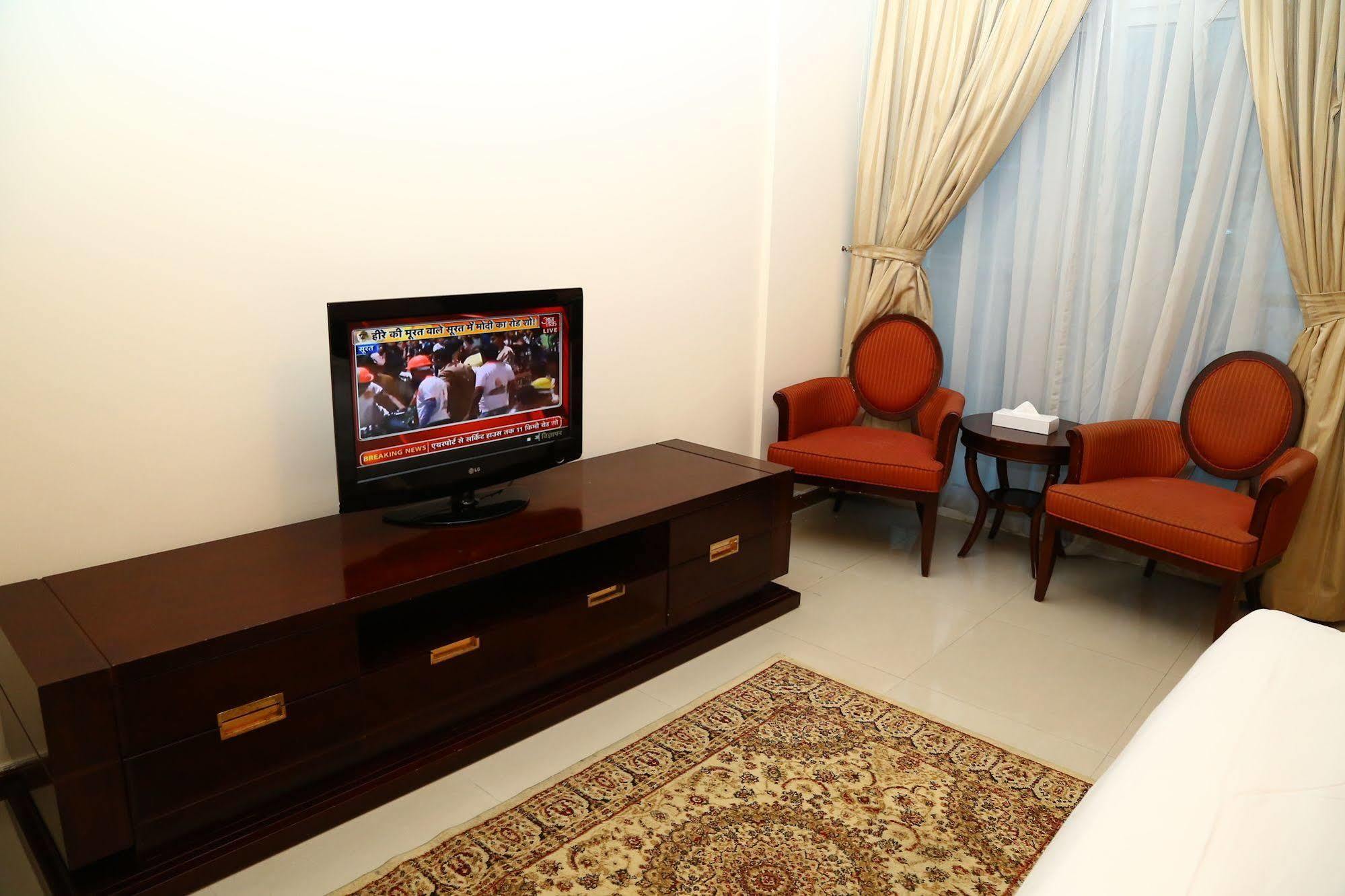 Golden Square Hotel Apartments Dubai Ngoại thất bức ảnh