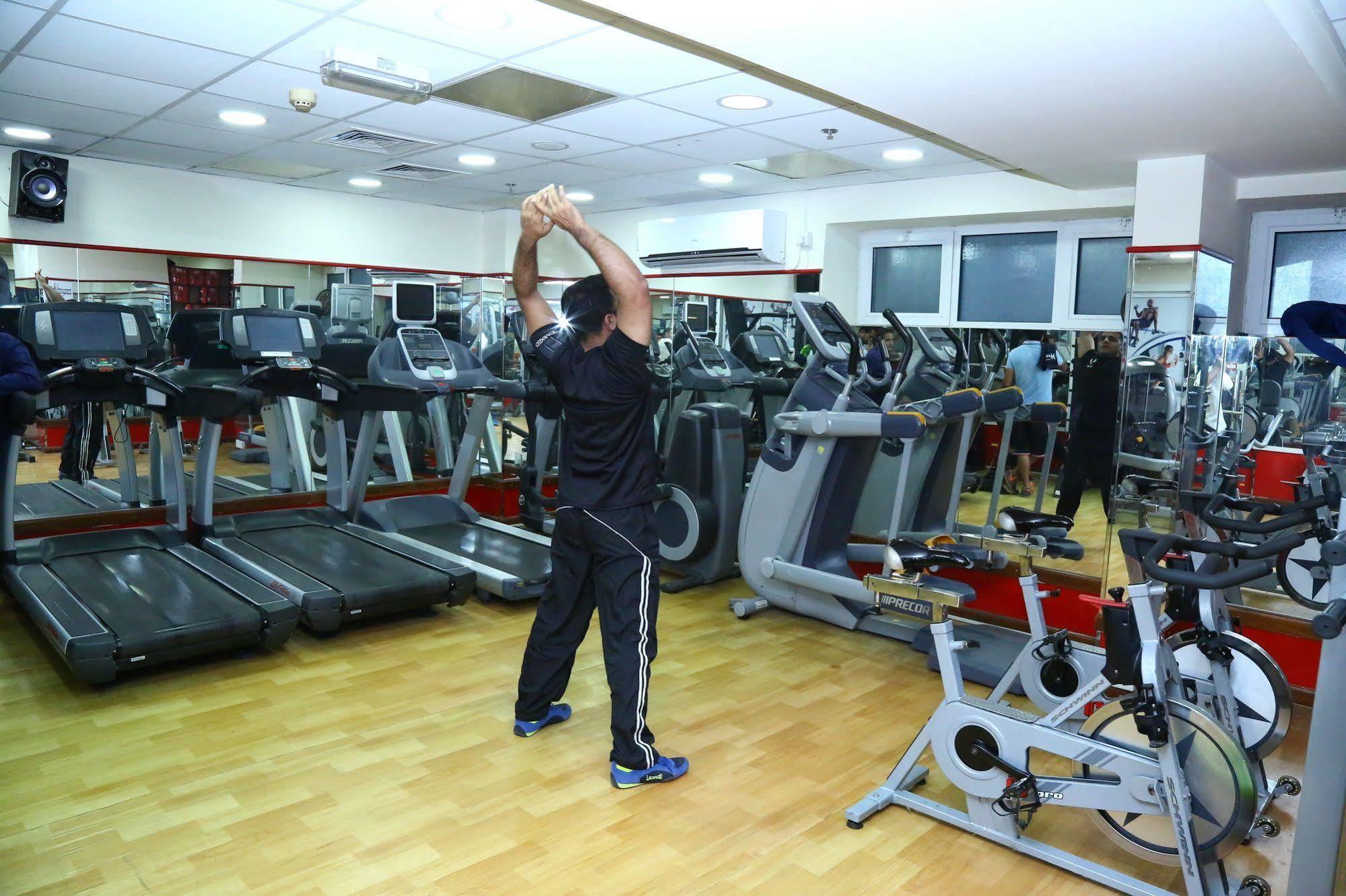 Golden Square Hotel Apartments Dubai Ngoại thất bức ảnh